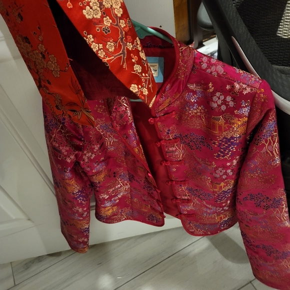 Satin like material pants set - Picture 16 of 16